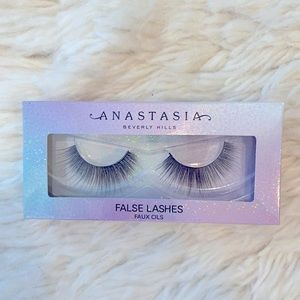 Anastasia  Beverly Hills False Eyelashes